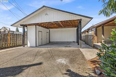 10063 SE BRANDEIS ST, Clackamas, OR 97015