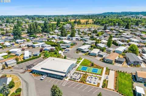 2232 42ND AVE, Salem, OR 97317