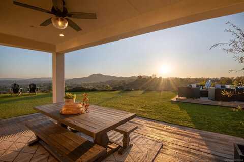 14546 Highcrest Ct, Poway, CA 92064
