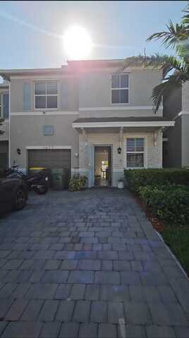 1677 SE 8th Avenue, Homestead, FL 33034