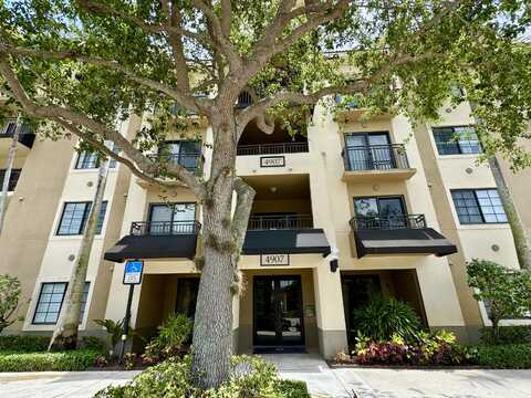 4907 Midtown Lane, Palm Beach Gardens, FL 33418