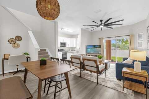 2020 CALABRIA AVENUE, DAVENPORT, FL 33897