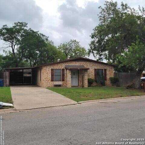 301 Greenlawn, Pleasanton, TX 78064