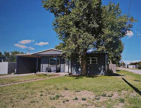 2 N HARVARD Street, Perryton, TX 79070
