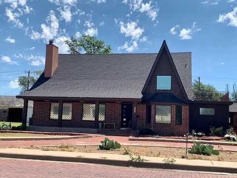 513 S Eton Street, Perryton, TX 79070