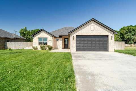 708 Melinda Lane, Dumas, TX 79029