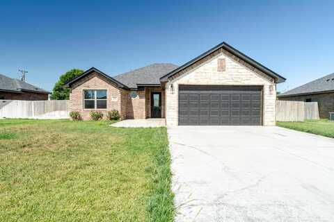 716 Melinda Lane, Dumas, TX 79029