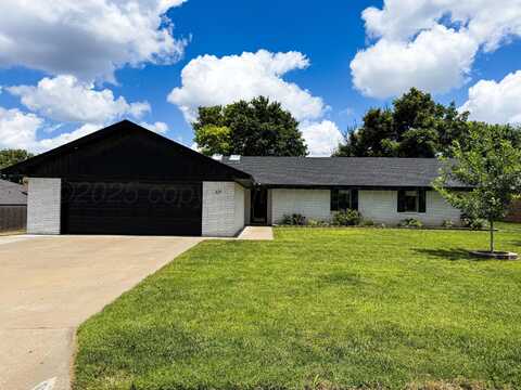 621 Hillshire Street, Borger, TX 79007