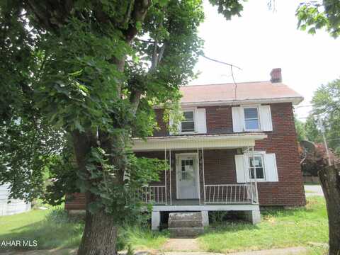 600 16th Street, Saxton, PA 16678