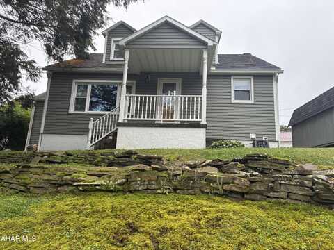 409 5th Street, Tyrone, PA 16686