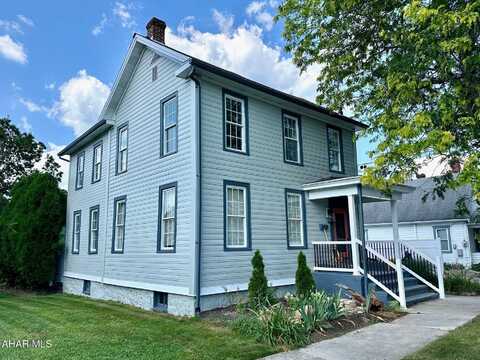 313 E John Street, Bedford, PA 15522