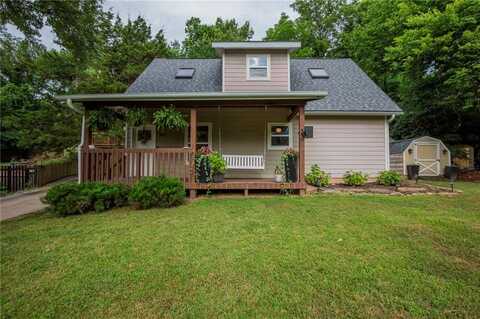 303 S Gregg AVE, Fayetteville, AR 72701