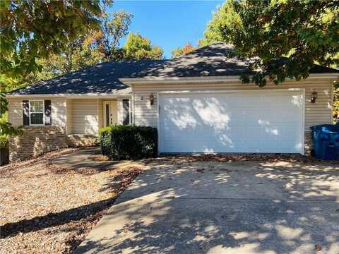 2 Radcliffe DR, Bella Vista, AR 72714