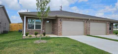 6813 Toby ST, Highfill, AR 72712