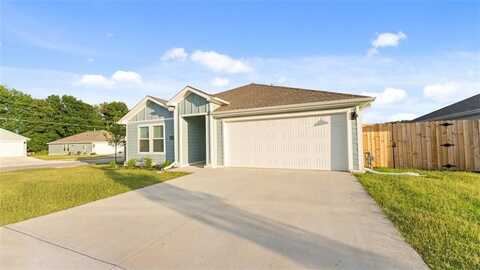 4331 W Glacier ST, Fayetteville, AR 72704