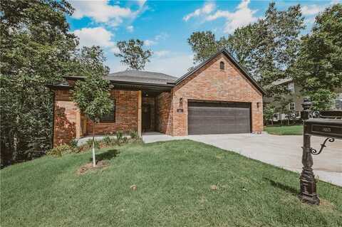 23 Ironside LN, Bella Vista, AR 72715