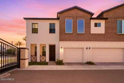 3030 N 38TH Street, Phoenix, AZ 85018