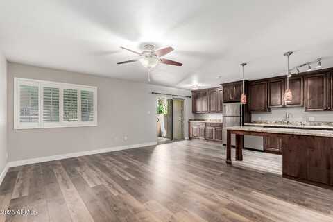 5525 E THOMAS Road, Phoenix, AZ 85018