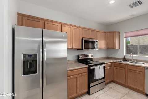 15818 N 25TH Street, Phoenix, AZ 85032