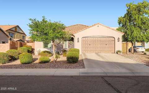 7941 S PEPPERTREE Drive, Gilbert, AZ 85298