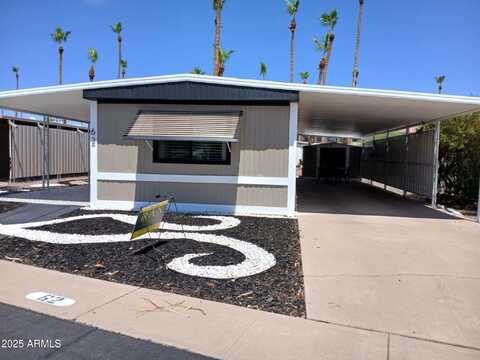303 S Recker Road, Mesa, AZ 85206