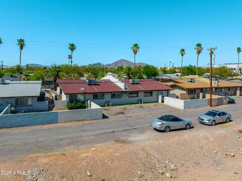 4121 E MORELAND Street, Phoenix, AZ 85008