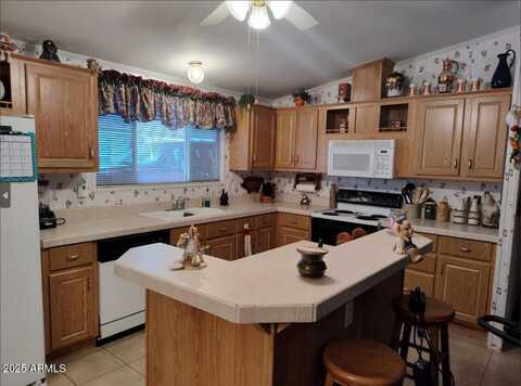 3700 S IRONWOOD Drive, Apache Junction, AZ 85120