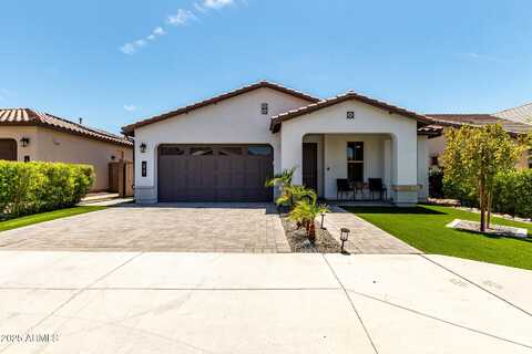6947 W SPUR Drive, Peoria, AZ 85383