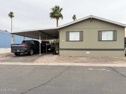 8218 S 7TH Street, Phoenix, AZ 85042
