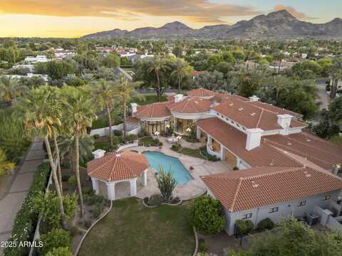 8815 N 65TH Street, Paradise Valley, AZ 85253