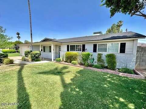 5520 E CHEERY LYNN Road, Phoenix, AZ 85018