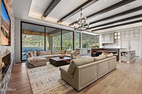 10040 E HAPPY VALLEY Road, Scottsdale, AZ 85255