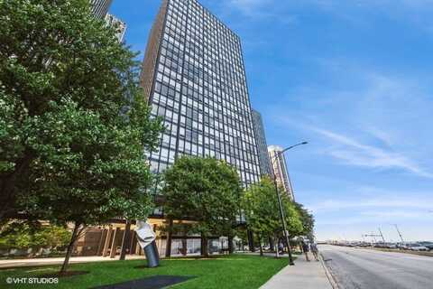 880 N. Lake Shore Drive, Chicago, IL 60611