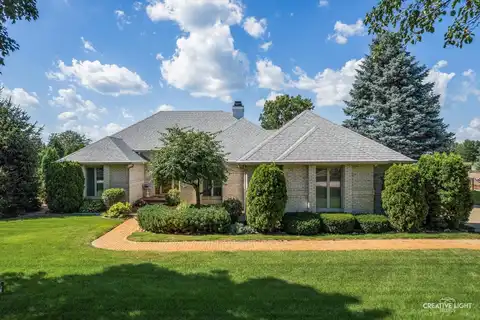 63 N. Royal Oaks Drive, Bristol, IL 60512