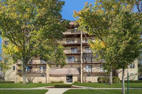 1380 Oakwood Avenue, Des Plaines, IL 60016