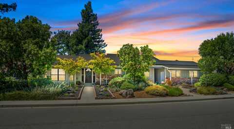 945 Monique Way, Dixon, CA 95620
