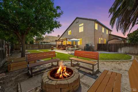 273 Lisburn Way, Vacaville, CA 95688