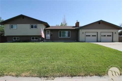 820 S 1st Street W, Hardin, MT 59034
