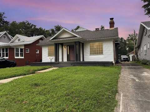 1028 Ravenswood Drive, Evansville, IN 47714