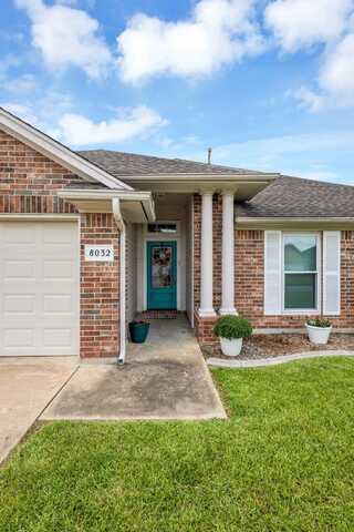 8032 Torrey Pines Circle, Beaumont, TX 77707