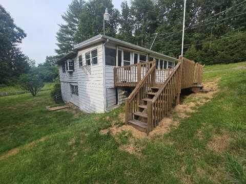 158 Beagle Club Road, JUMPING BRANCH, WV undefined