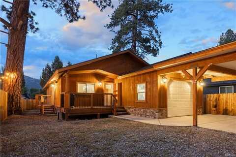 905 West Aeroplane Boulevard, Big Bear City, CA 92314