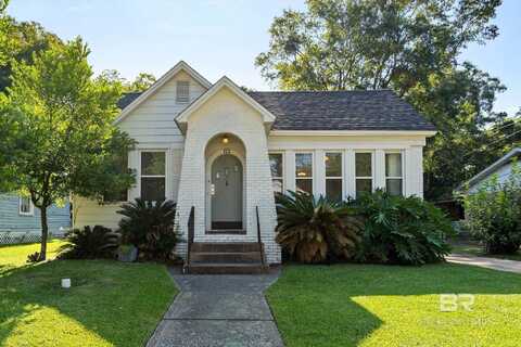 122 Bush Avenue, Mobile, AL 36604