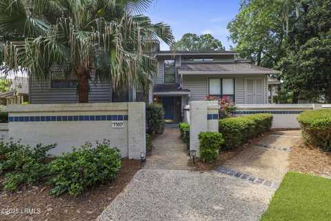 11 Lake Forest Drive, Hilton Head Island, SC 29928