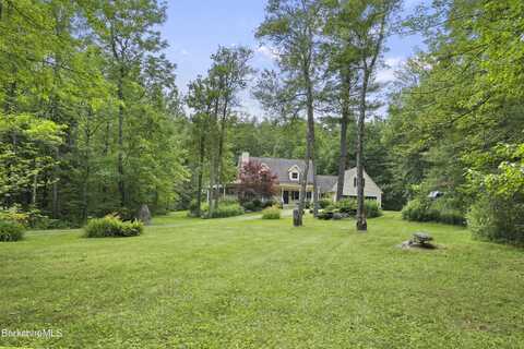 169 Jacobs Hollow Rd, Becket, MA 01223