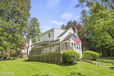 80 West St, Lenox, MA 01240
