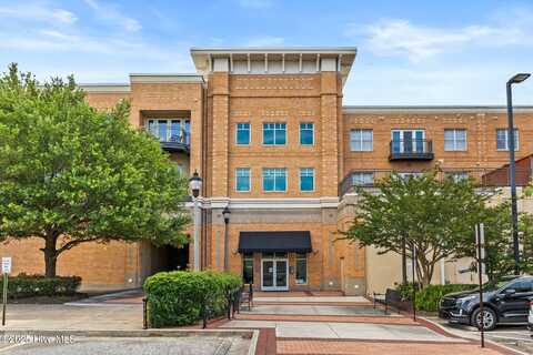 6832 Main Street, Wilmington, NC 28405