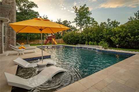 4903 Fallen Oak Cove, College Station, TX 77845