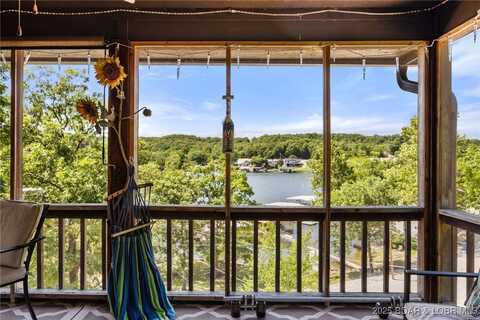 19 Catalpa Court, Lake Ozark, MO 65049
