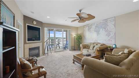 1230 Lands End Parkway, Osage Beach, MO 65065